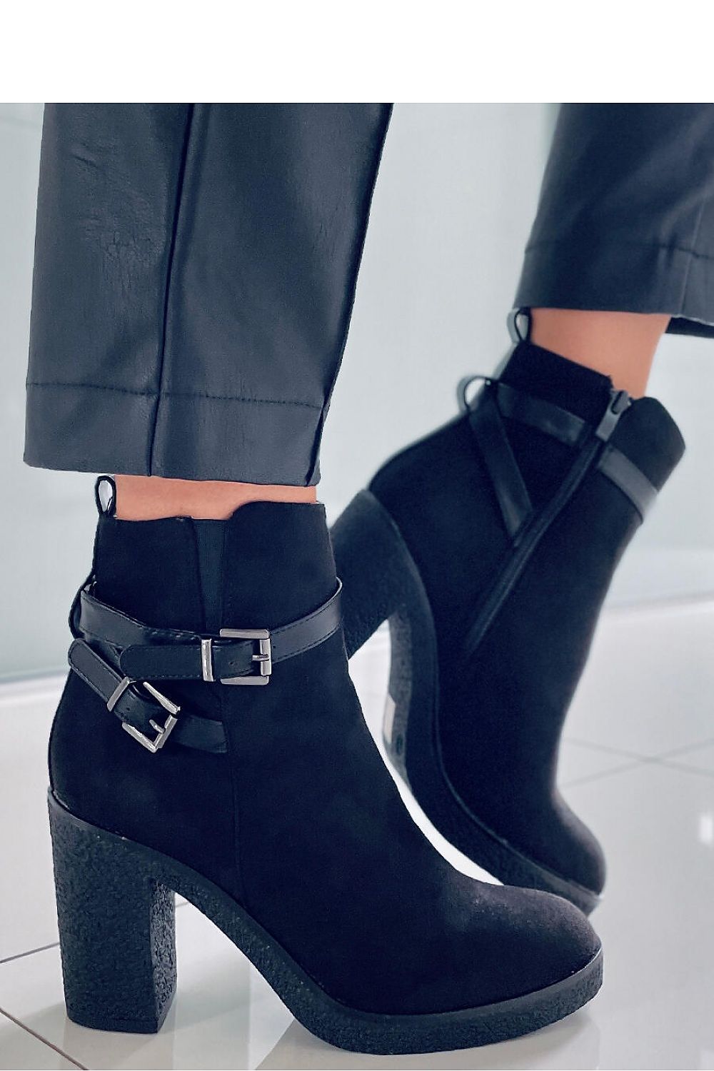 Bottes à talons model 172292 Inello