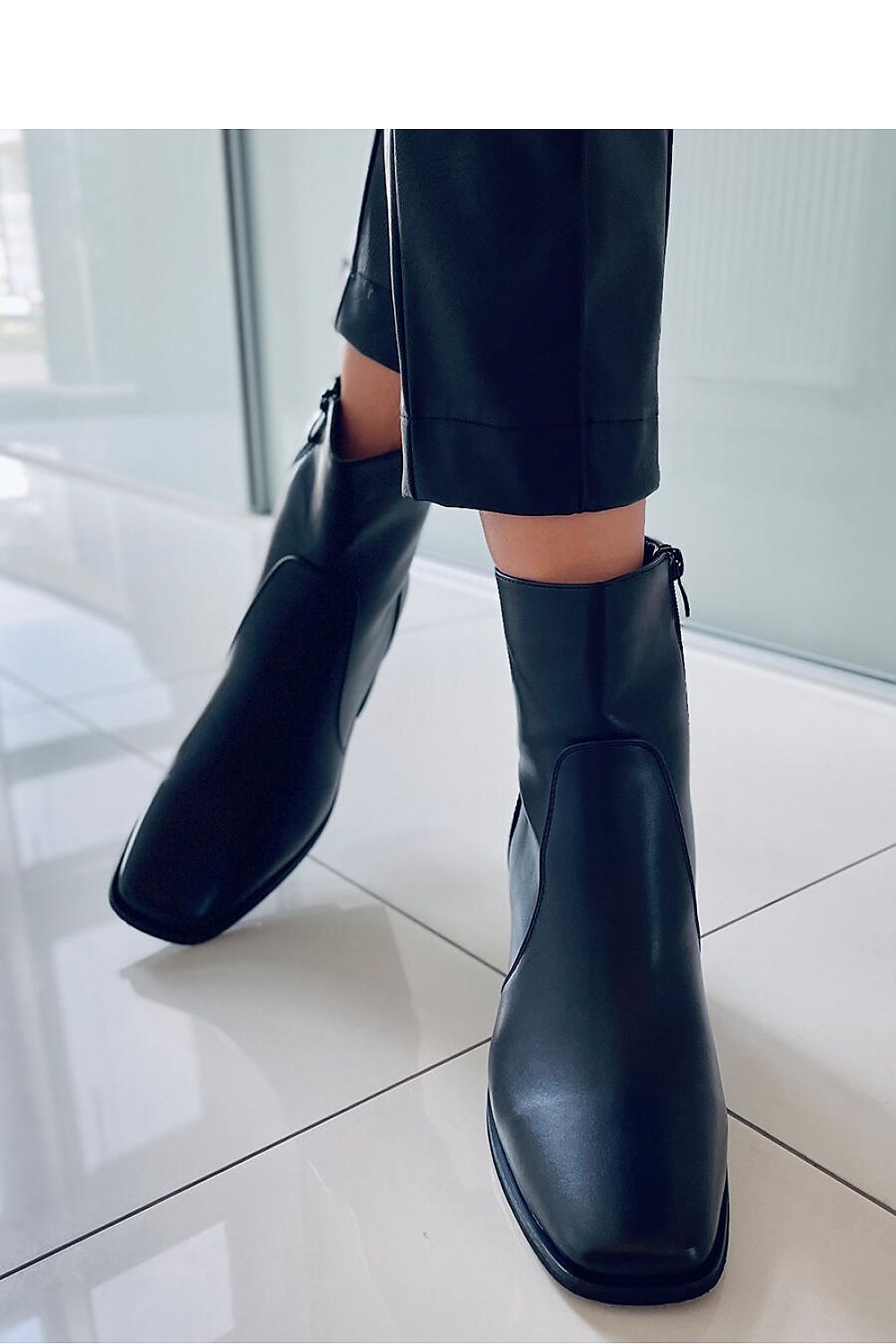 Bottes à talons model 172879 Inello