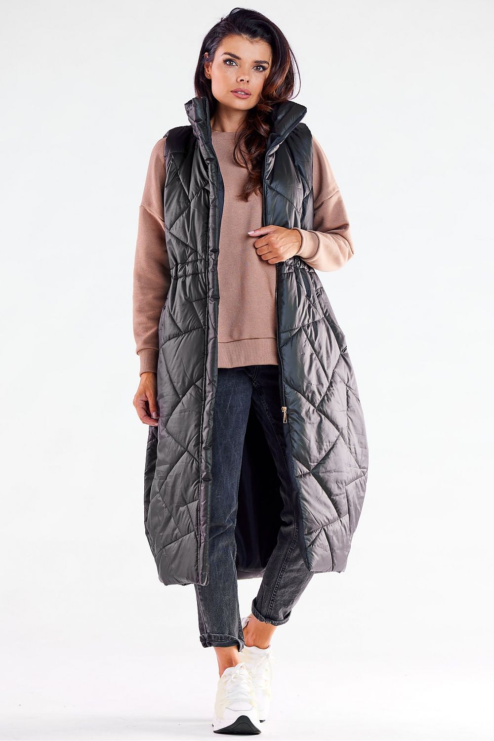 Gilet model 173870 awama