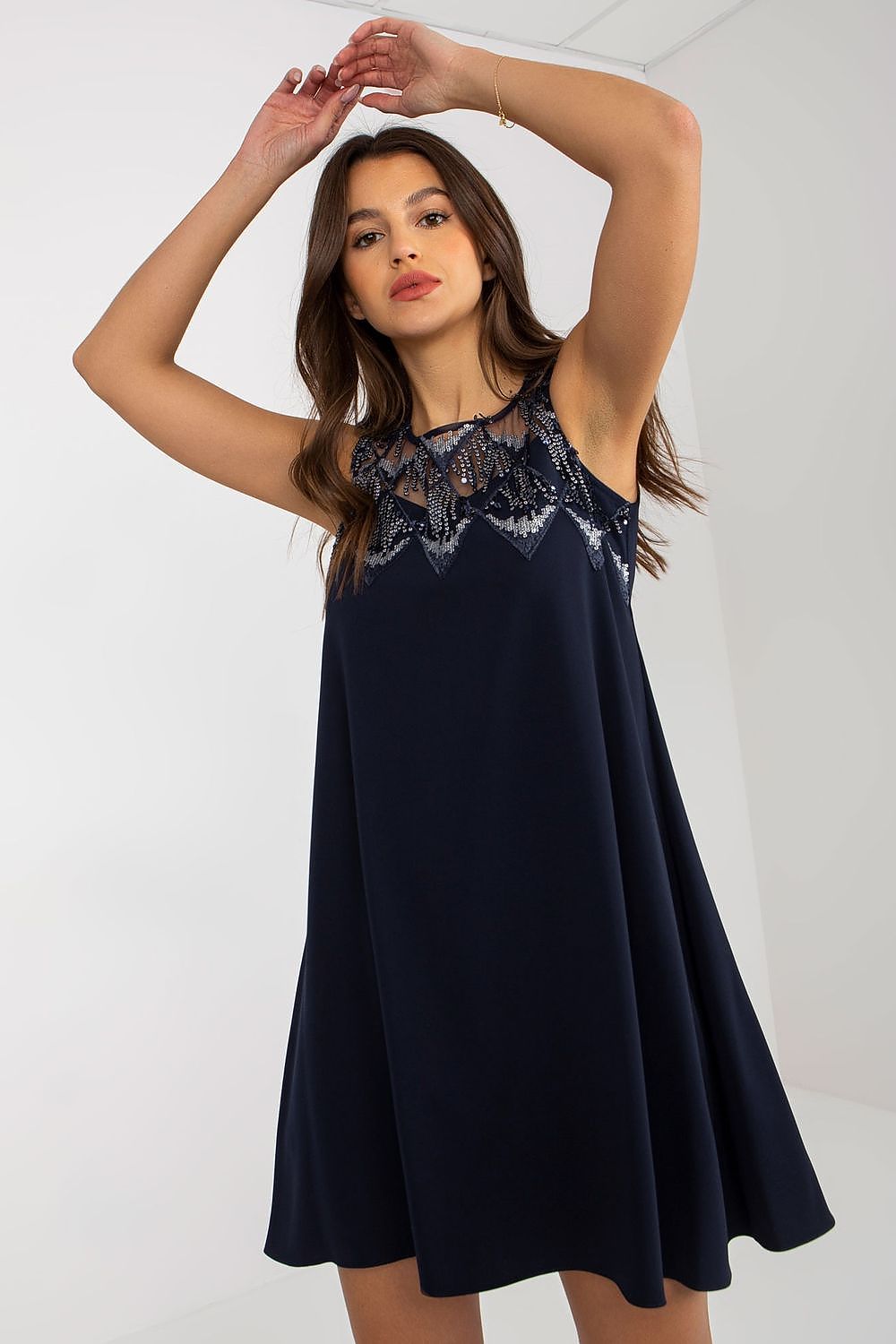 Robe de soirée model 174484 Numero
