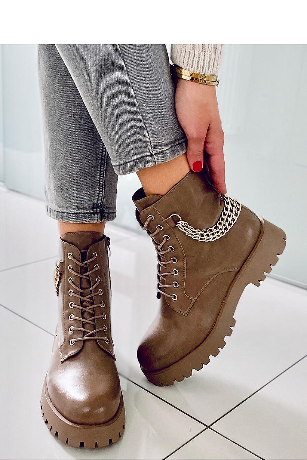 Bottes model 174510 Inello