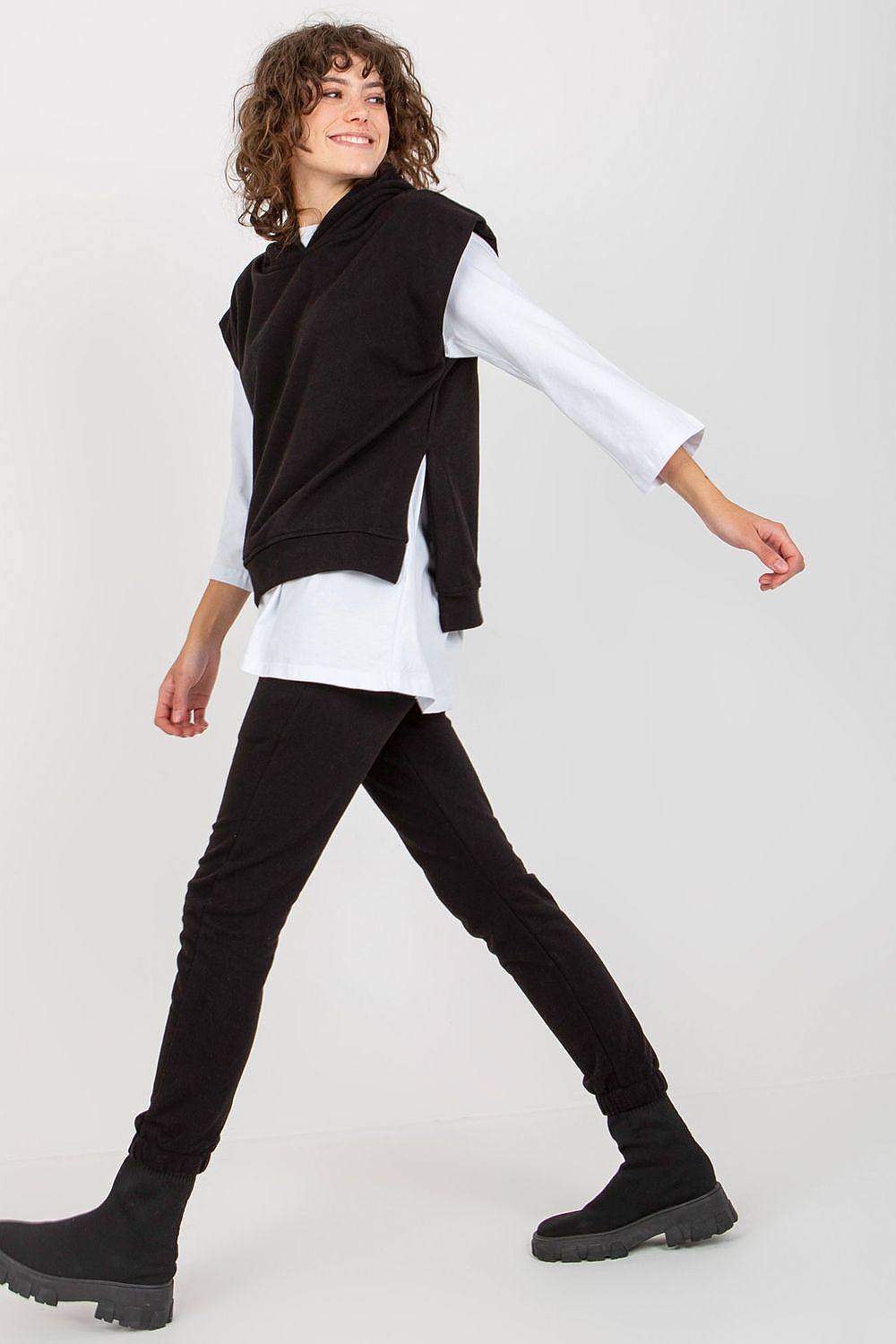 L`ensemble model 174623 Ex Moda