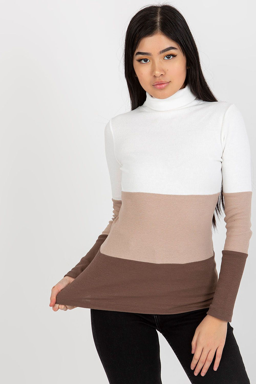 Col roulé model 175120 Rue Paris
