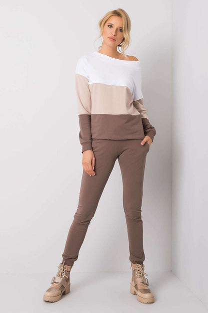 L`ensemble model 175128 Rue Paris
