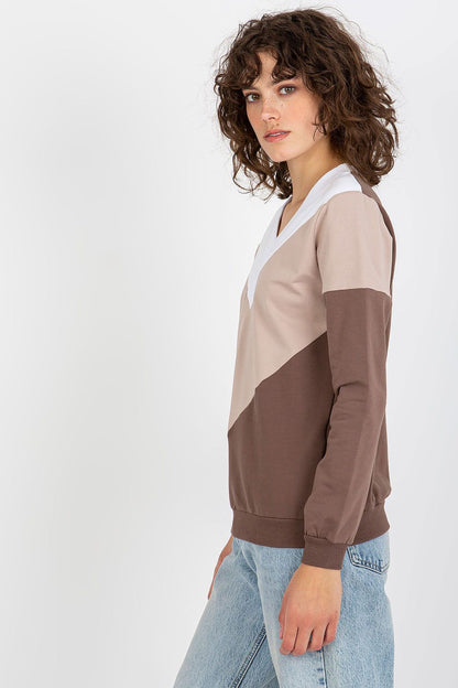 Sweatshirt model 175202 Relevance