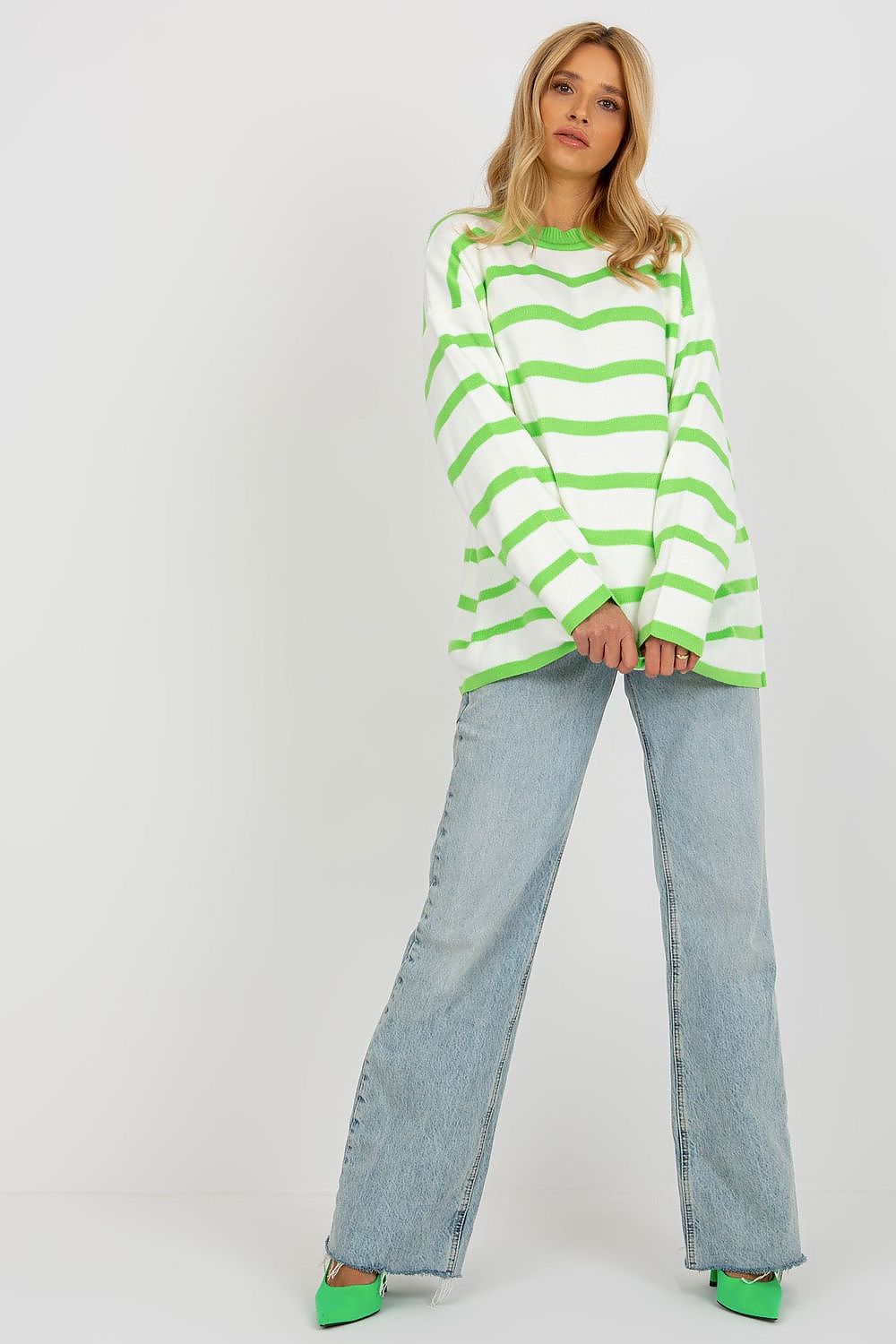 Chandail model 175736 Rue Paris