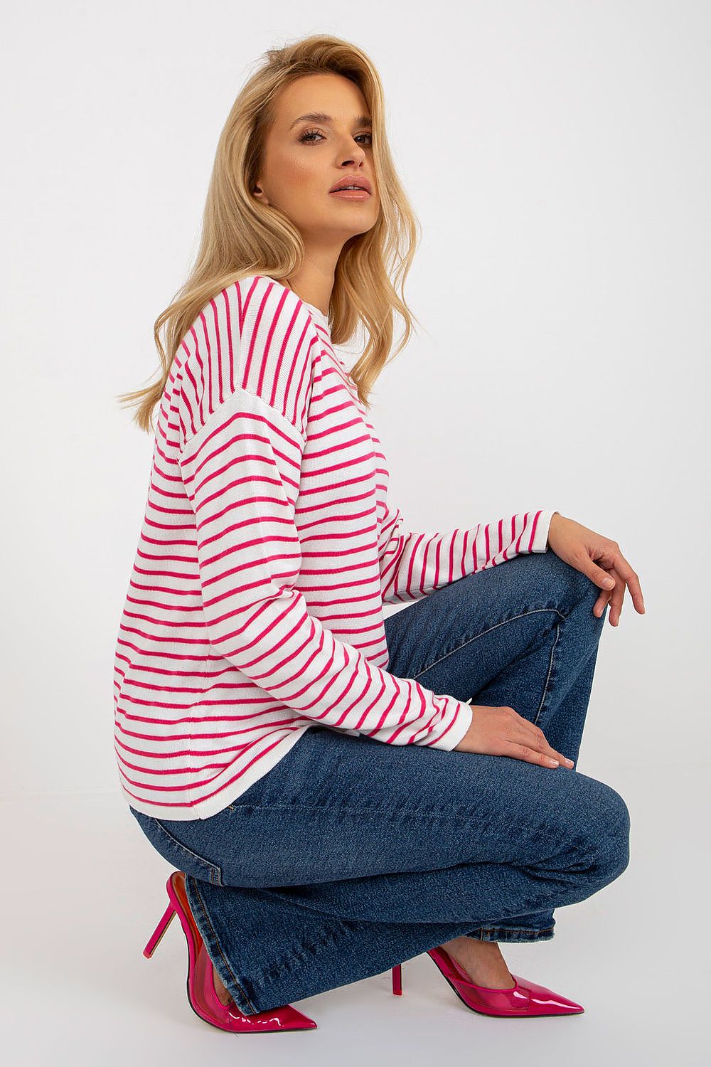 Chandail model 175753 Rue Paris