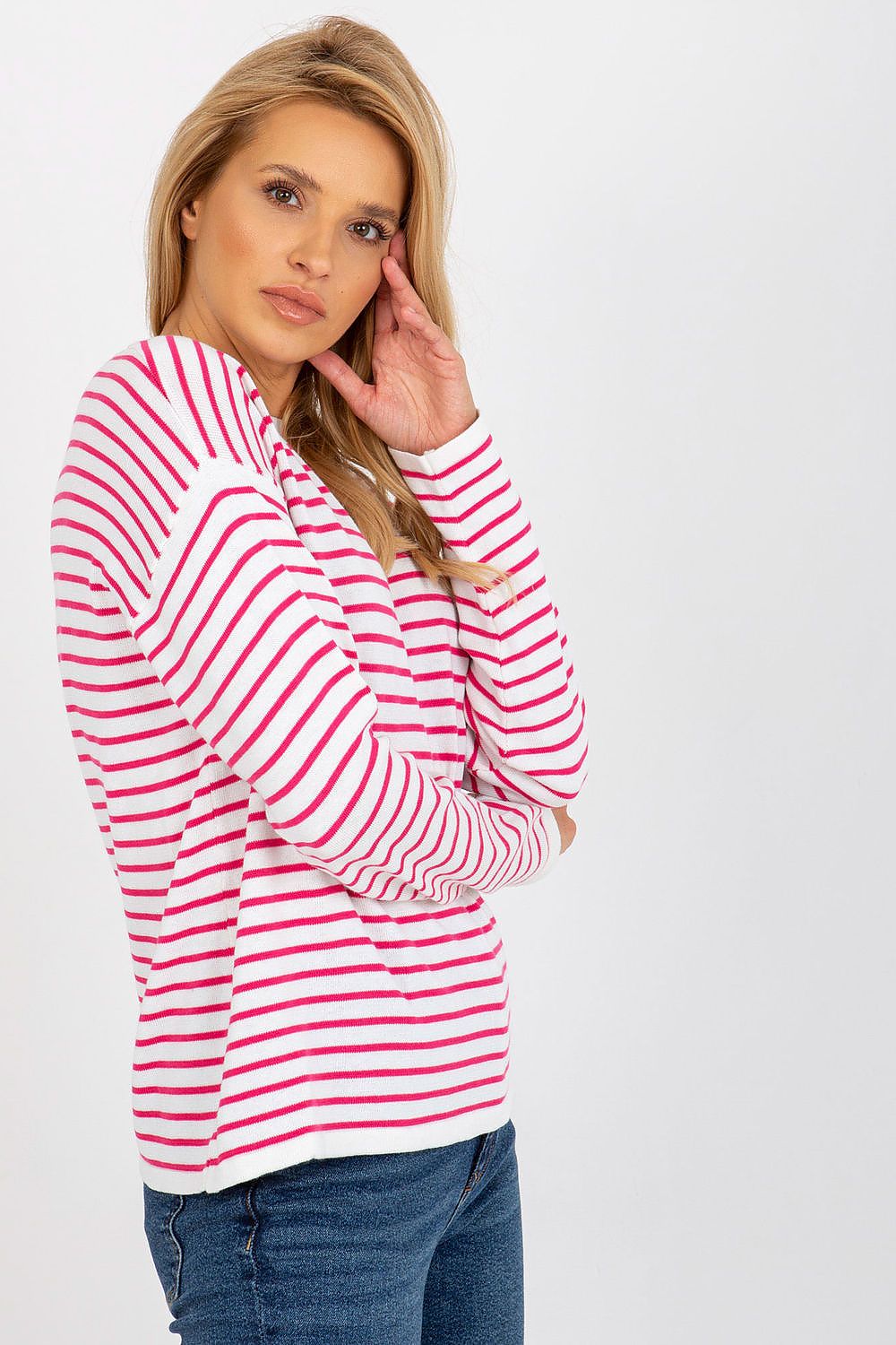 Chandail model 175753 Rue Paris