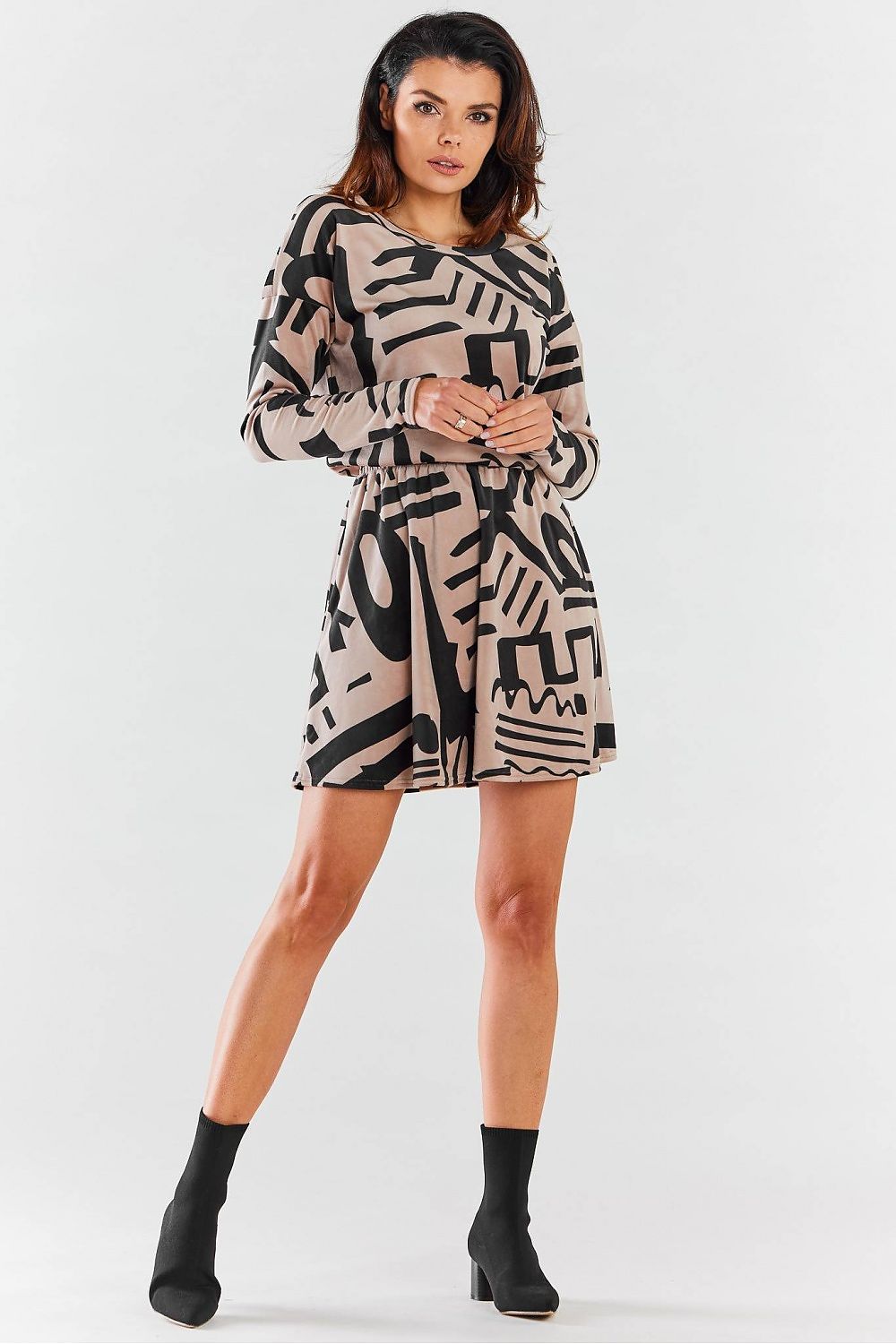  Robe de jour model 176846 awama 