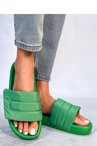 Clacquettes model 177315 Inello