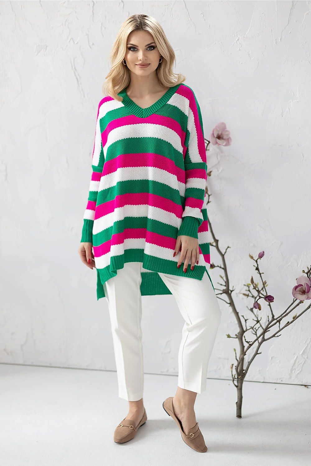 Chandail model 178646 PeeKaBoo