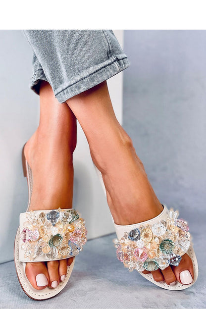 Clacquettes model 179898 Inello