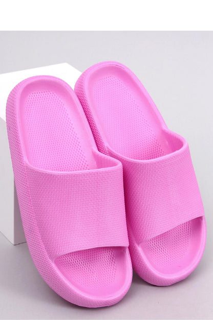 Clacquettes model 180434 Inello