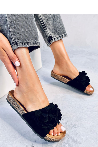 Clacquettes model 180563 Inello