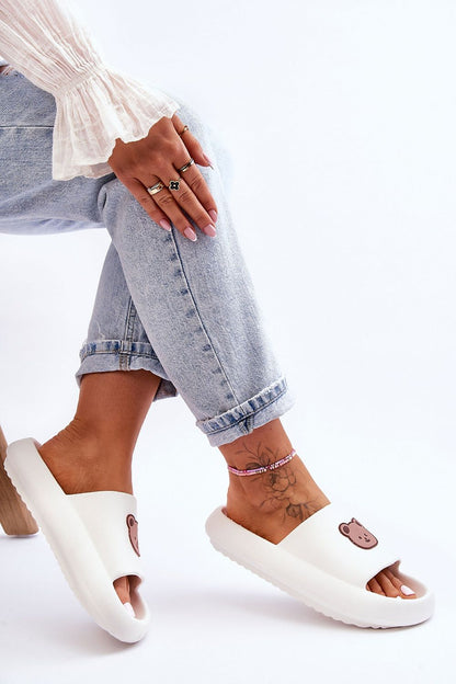 Clacquettes model 180981 Step in style