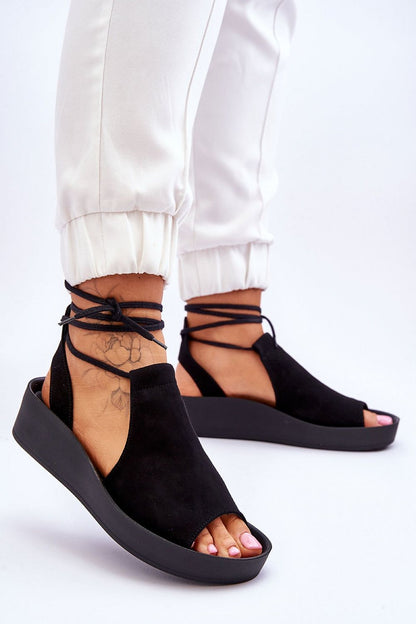 Cothurnes model 181760 Step in style