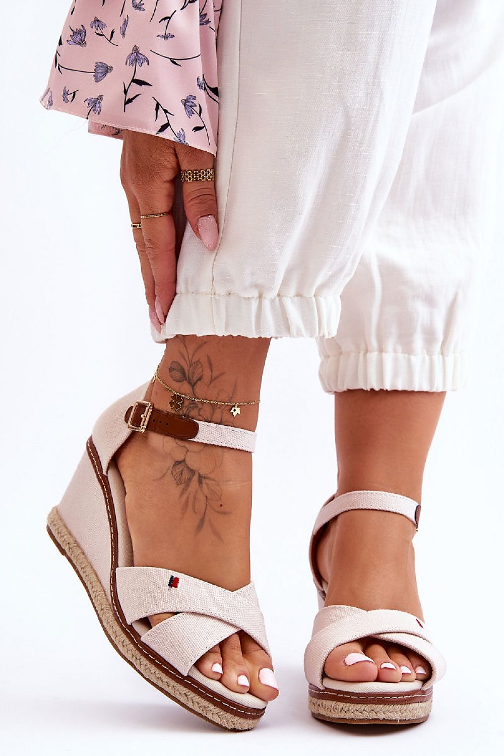 Cothurnes model 181776 Step in style