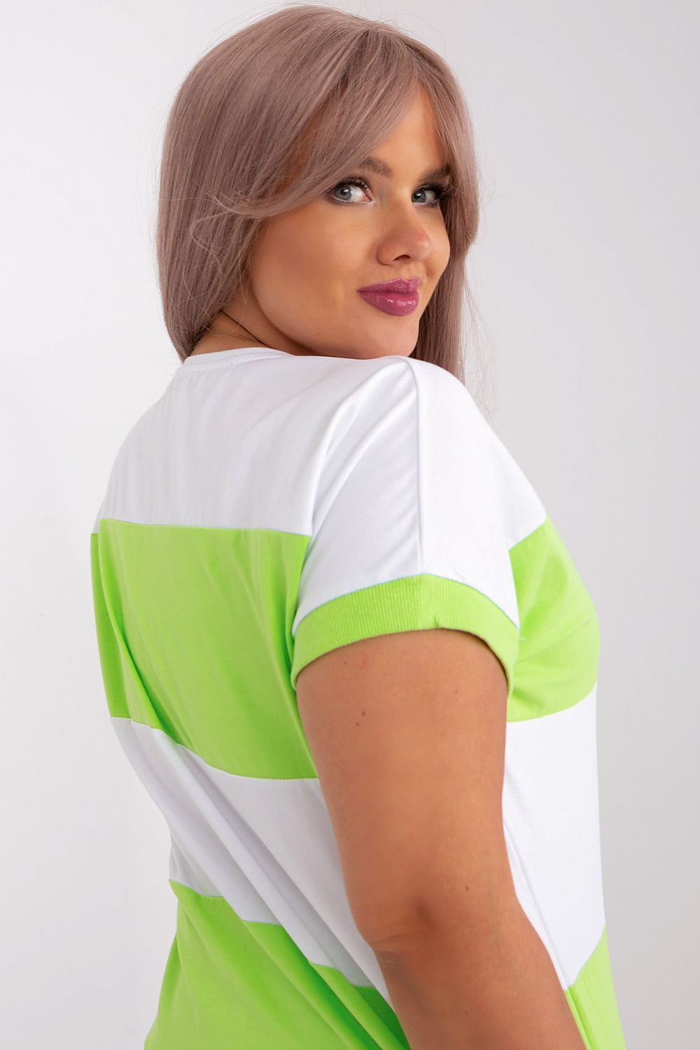 Chemisier grande taille model 182744 Relevance