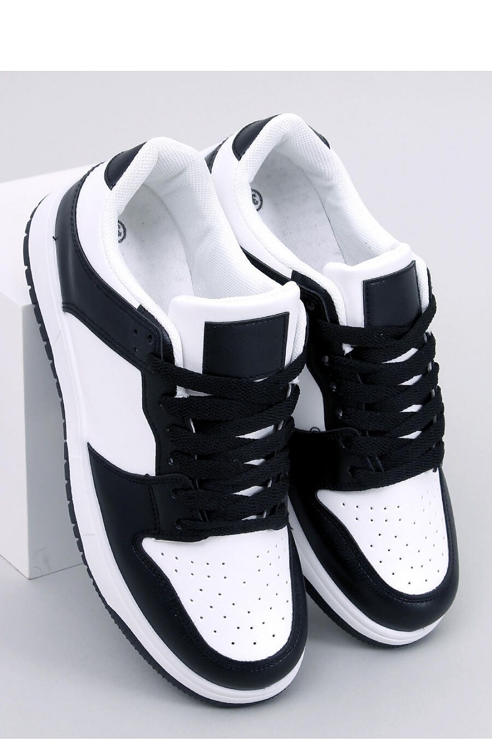 Chaussures de sport model 184224 Inello