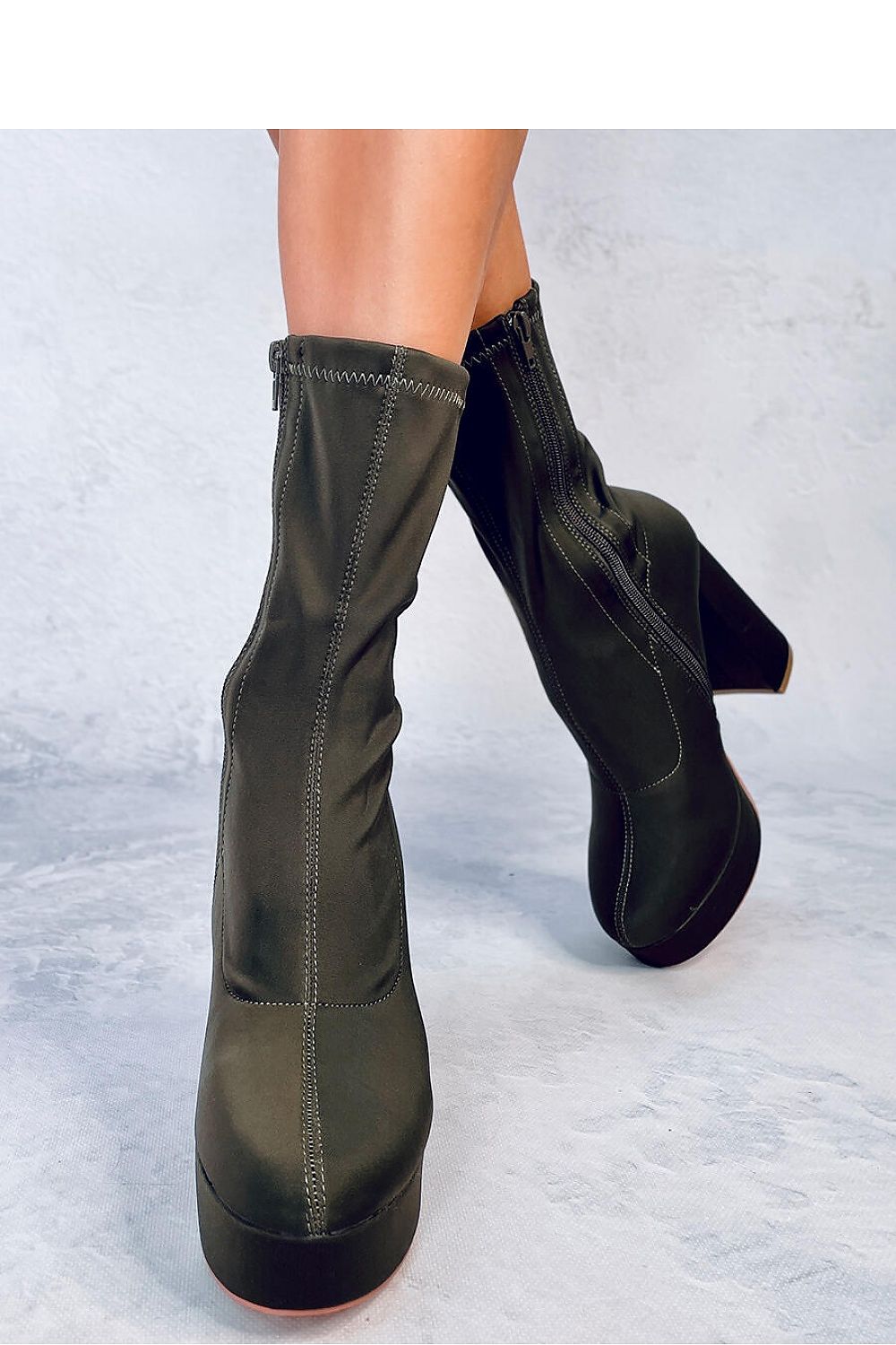 Bottes à talons model 184335 Inello
