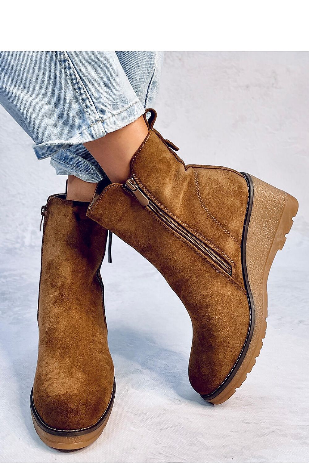 Bottes cothurnes model 184466 Inello