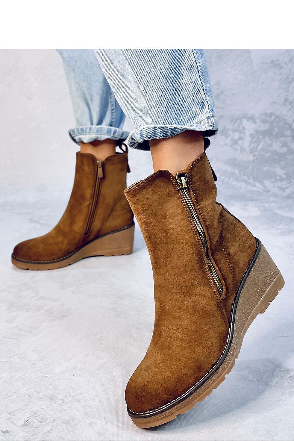 Bottes cothurnes model 184466 Inello