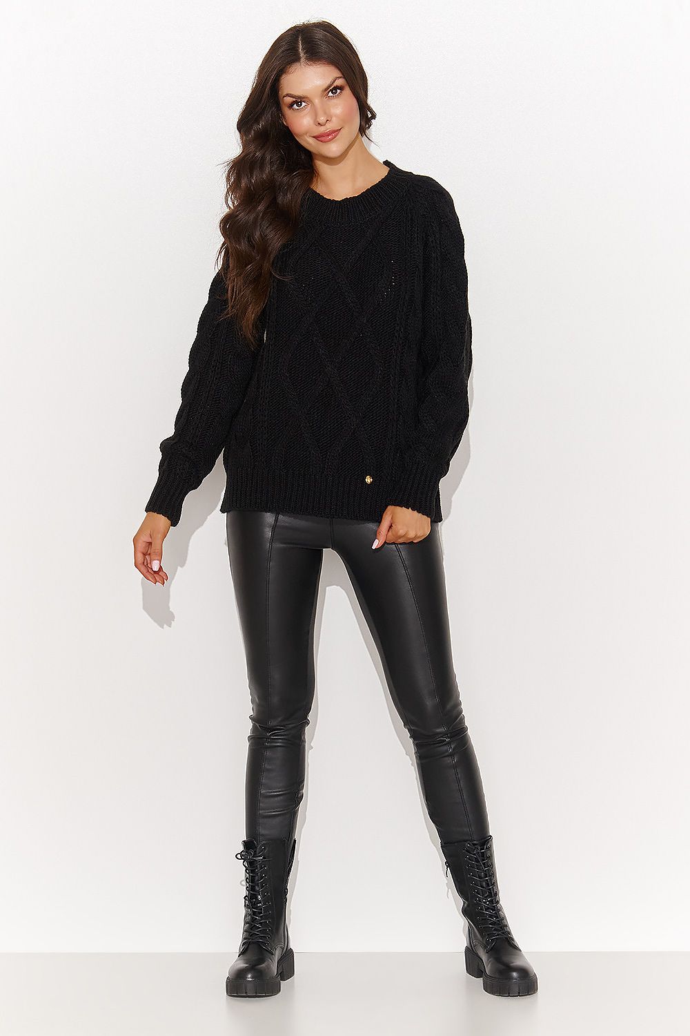 Chandail model 184767 Numinou