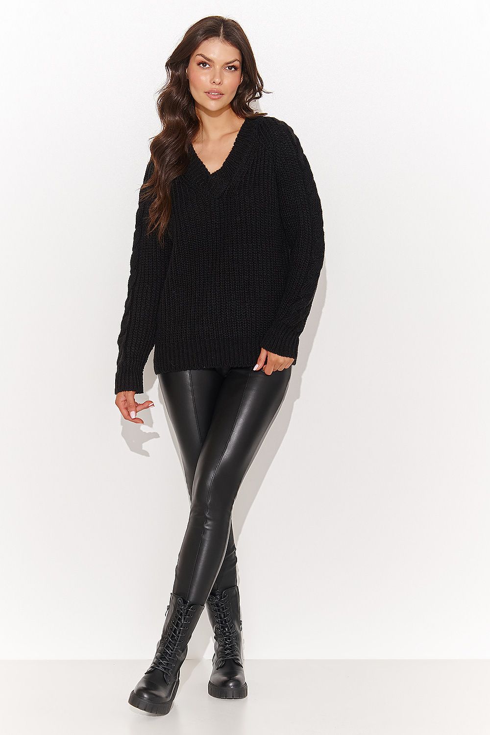 Chandail model 184771 Numinou