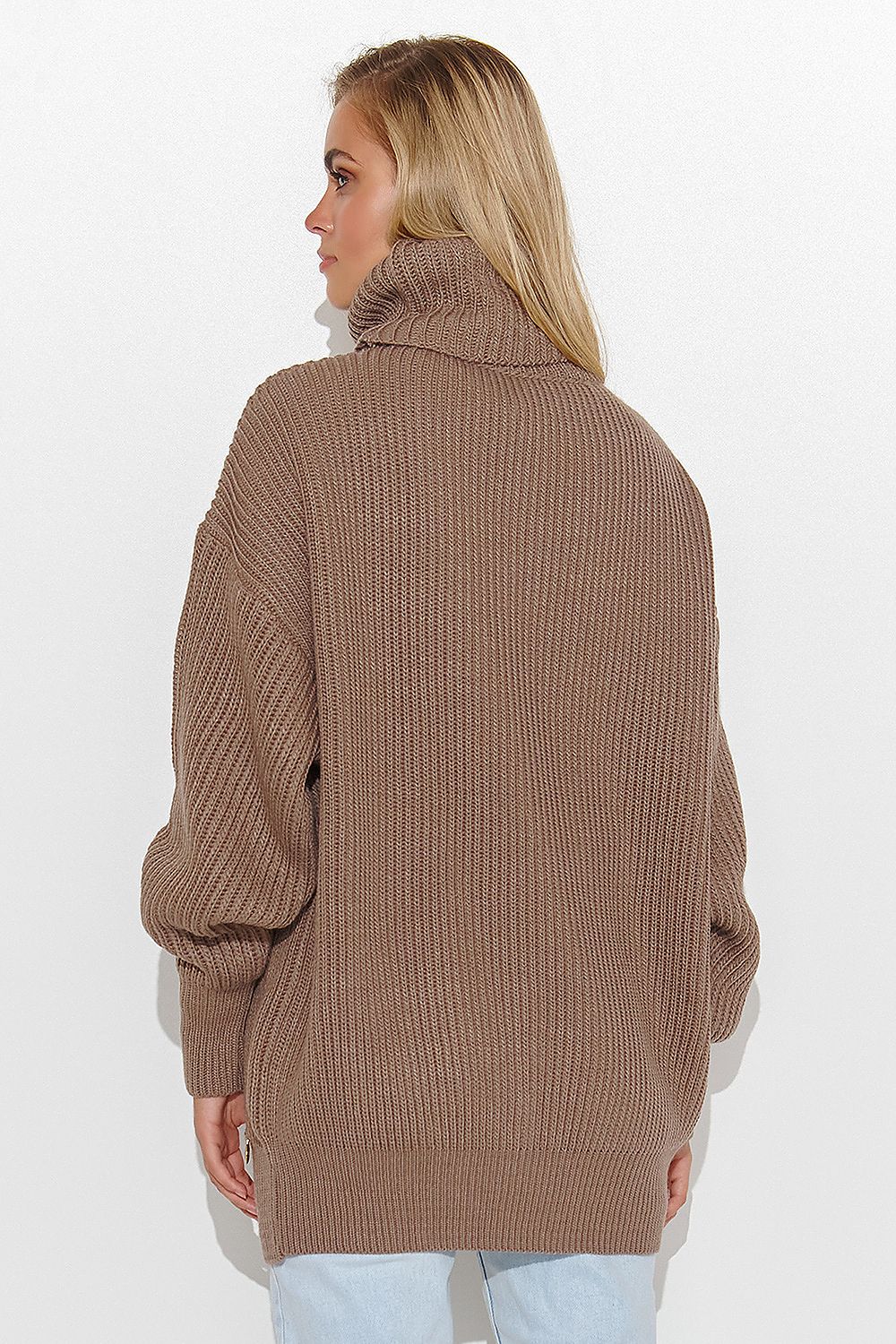 Col roulé model 185216 Makadamia