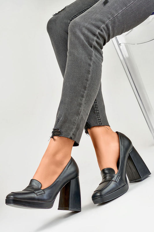 Escarpins à talons model 185398 PRIMO
