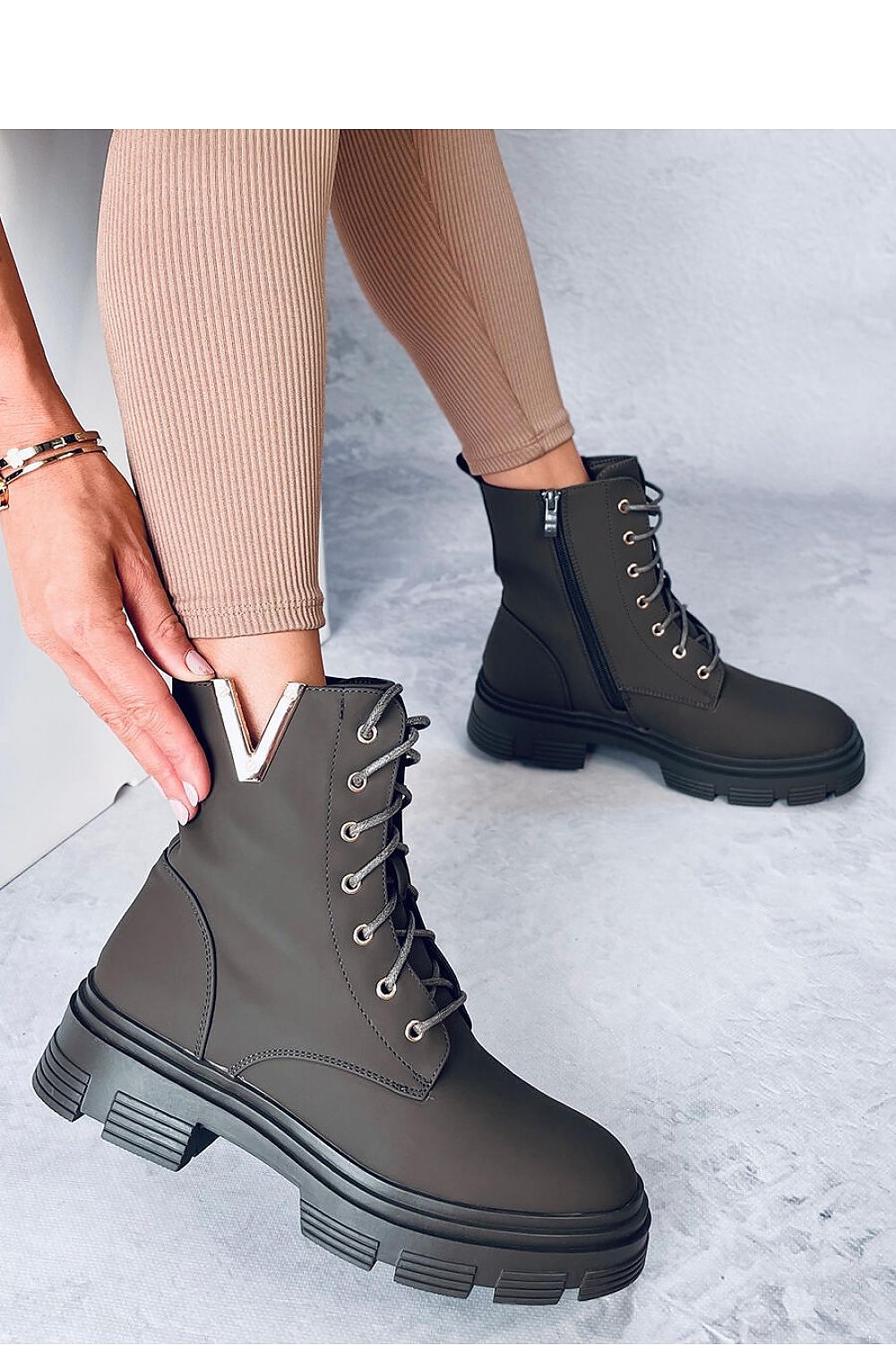 Bottes model 186279 Inello