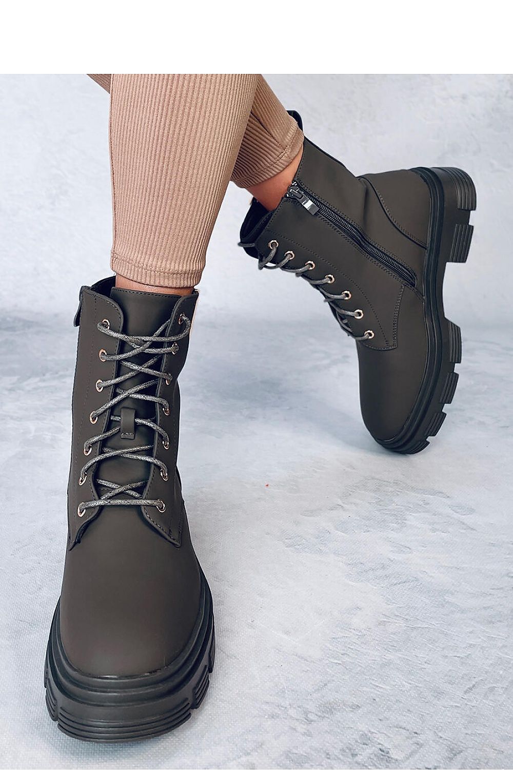Bottes model 186279 Inello