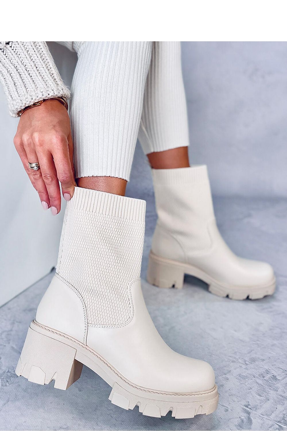 Bottes à talons model 186282 Inello