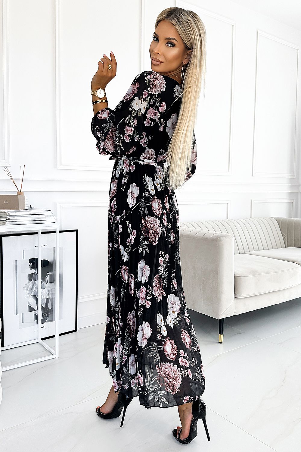 Robe de cocktail model 186312 Numoco