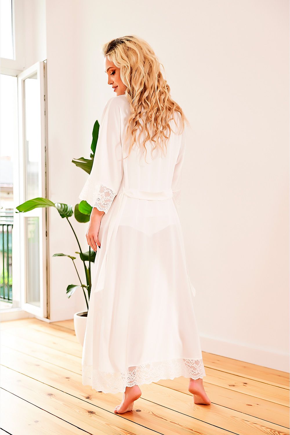 Peignoir model 187015 Kalimo