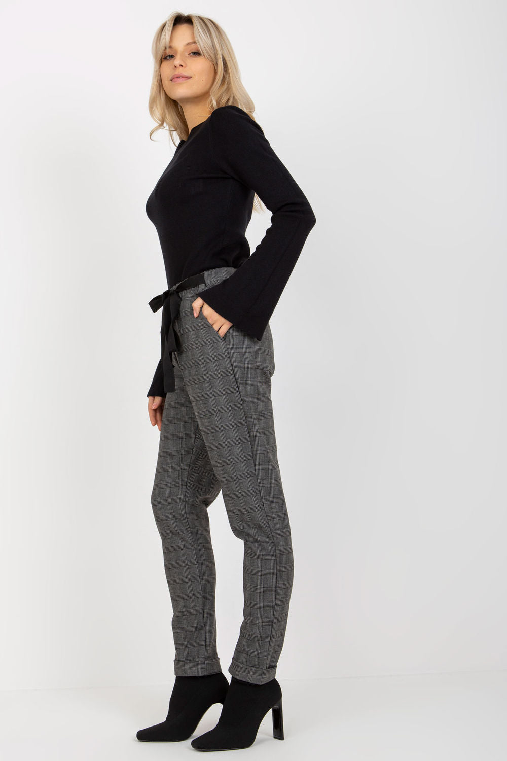 Pantalon femme model 173833 Lakerta